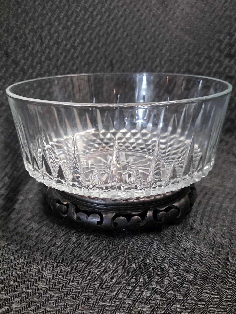 Vintage Arcoroc France Diamant Glass Serving Bowl 9